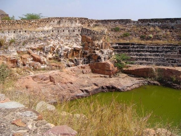 గుత్తి కోట