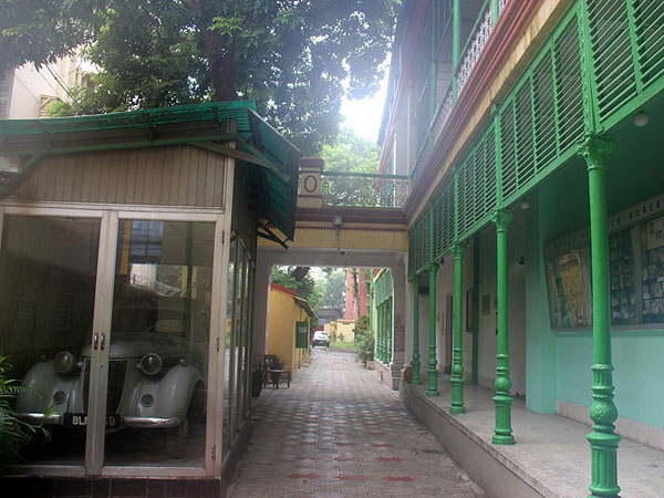 నేతాజీ భవన్