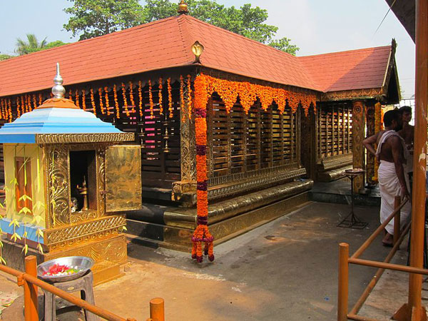 మహిళలకు మాత్రమే