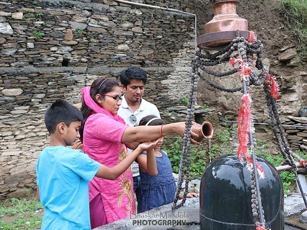 లఖమండల్ దేవాలయం, డెహ్రడూన్