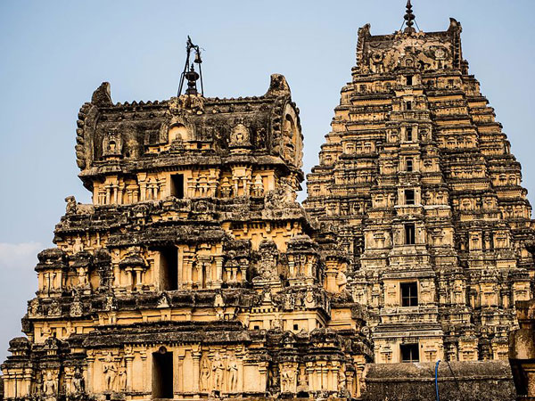 హంపి, విరూపాక్ష దేవాలయం