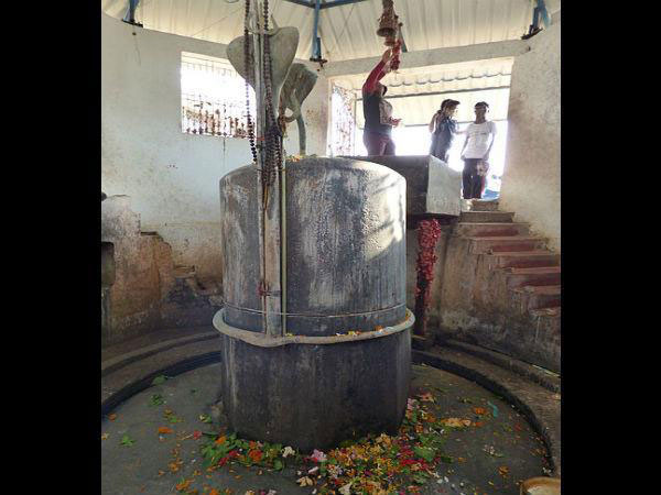 భూసందేశ్వర దేవాలయం