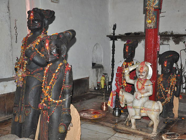 ప్రజారంజకంగా