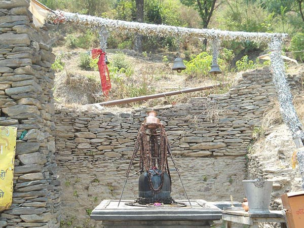 లఖమండల్ దేవాలయం, డెహ్రడూన్