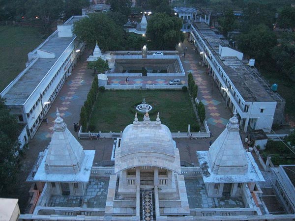 ప్రణయ సంబంధం