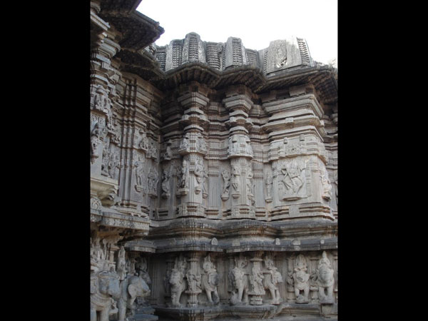 కోపేశ్వర దేవాలయం, కొల్లాపుర్