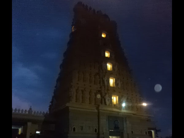 హంపి, విరూపాక్ష దేవాలయం