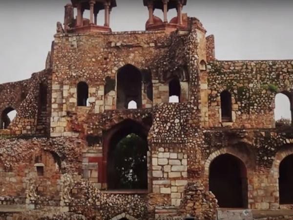 ప్రాణాలు కోల్పోయారు