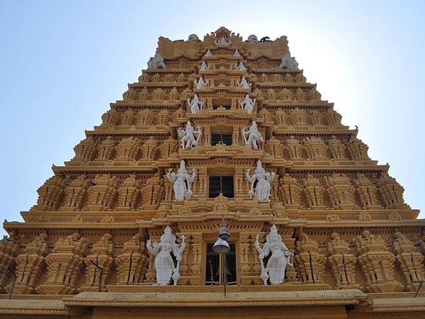  చాముండి హిల్స్