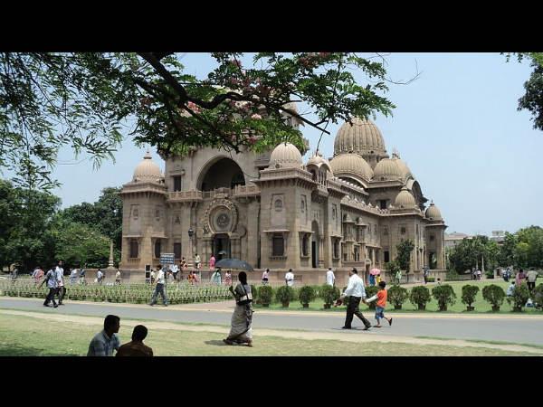 బేలూరు మఠం, దక్షిణేశ్వరం