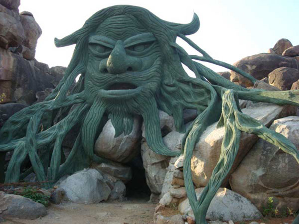 బేతాళ దేవాలయం