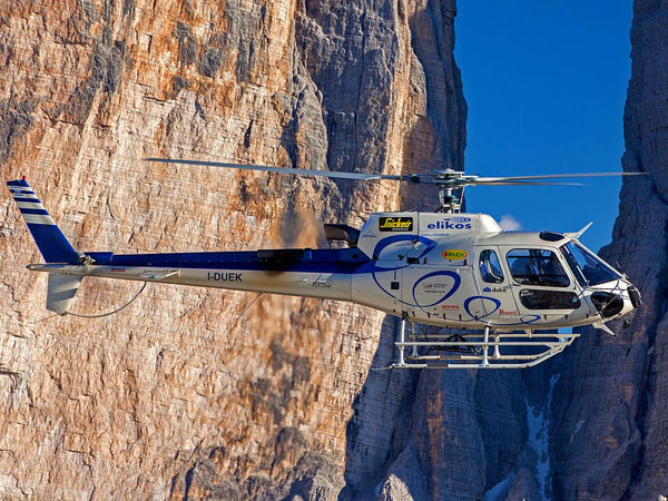 నిమిషానికి రూ.1, 200