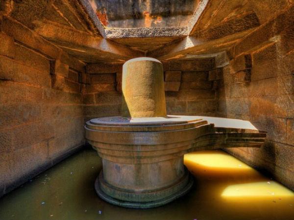 బడవి లింగ దేవస్థానం, హంపి