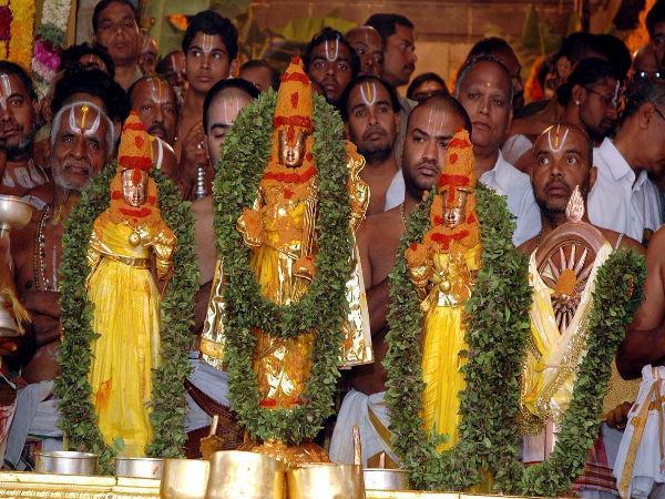 ఉత్సవ బేరం: