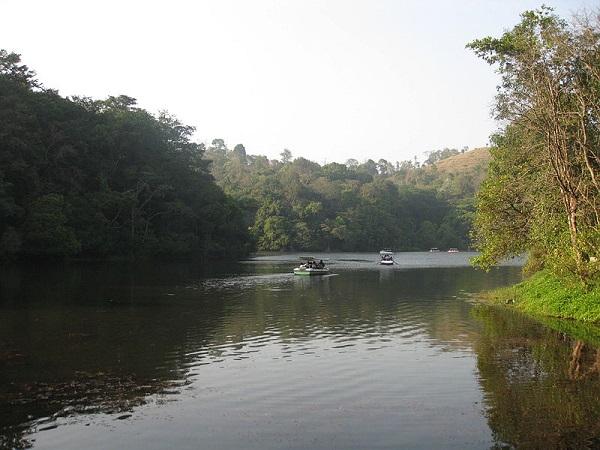 వైతిరికీ సమీపంలో మర్ని చూడదగ్గ ప్రదేశాలు కూడా ఉన్నాయి 