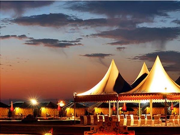  పున్నమి రేయిలో లవణసీమంతా లావణ్యభరితంగా మారిపోతుంది. 