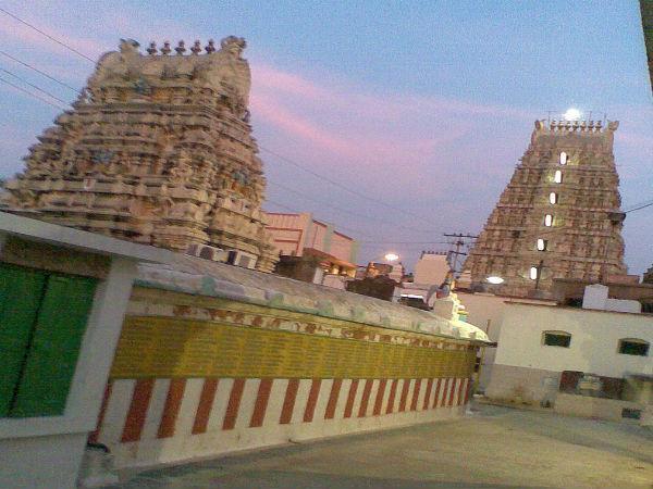 పదో శతాబ్ద కాలంలో ఈ గ్రామం పేరు శుభ గిరి