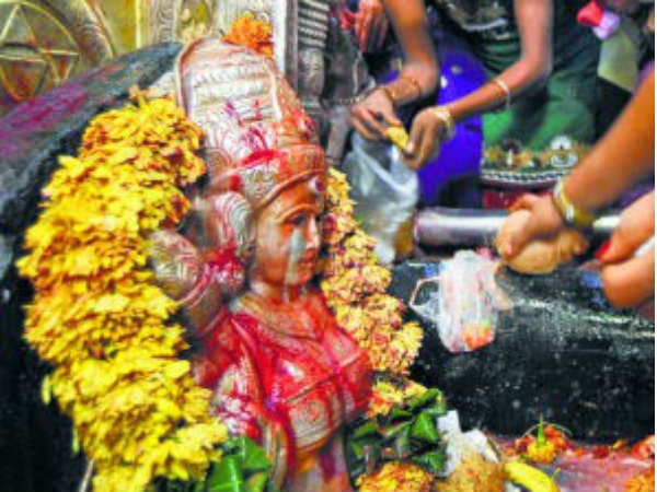 శ్రీకనక మహాలక్ష్మి అమ్మవారి విగ్రహం 