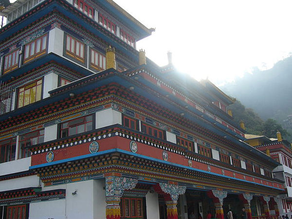 మౌంటనీరింగ్‌ ఇన్‌స్టిట్యూట్‌