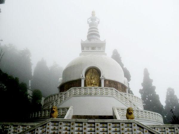 జపనీస్ పీస్ పగోడా : 