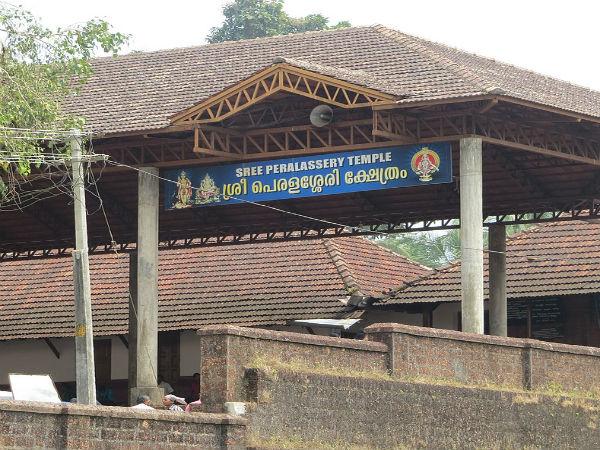 ఈ గుడిలో మురుగన్ లేదా సుబ్రమణ్య స్వామీ కొలువై ఉంటారు. 