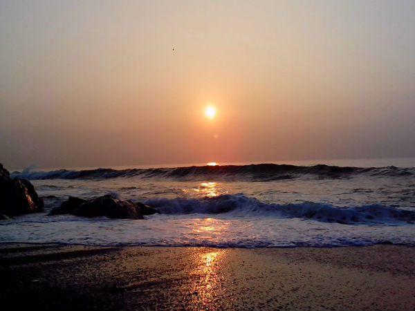 సుందరమైన తీరంలో ఎన్నో సినిమాలు షూటింగ్‌ జరుపుకొన్నాయి.