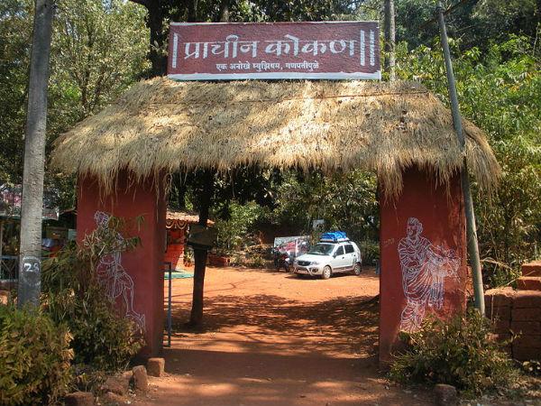 బీచ్ మరియు రిసార్ట్ వ్యూ