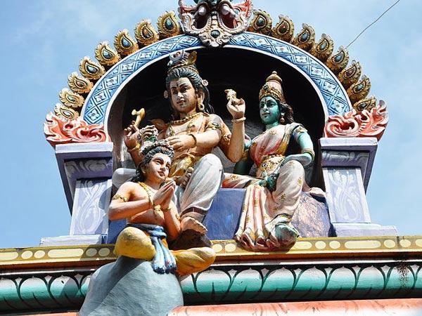 ఈ పవిత్రక్షేత్రానికి మధ్యార్జునం అని కూడా పేరు