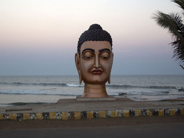  మ‌త్స్య‌కారులకు మార్గ‌ద‌ర్శిగా..