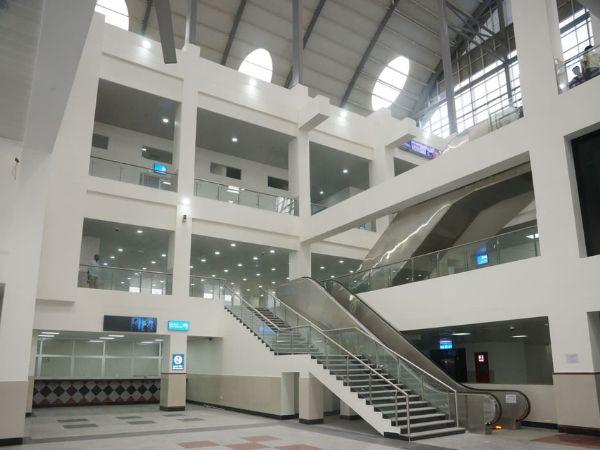 rani-kamlapati-railway-station3-1660237692-1661256865.jpg -Properties