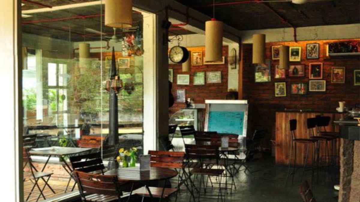 thebibliophiliacafe-guwahati