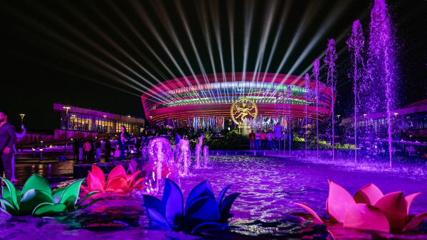 tajmahotsav starts today