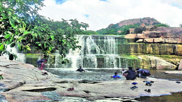 Shall we tour Vizag Colony in Nalgonda