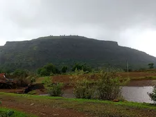 Tringalwadi Fort Nashik Travel Guide History How Reach