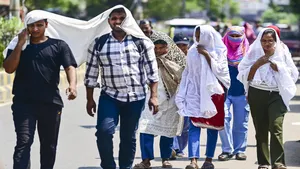 Hyderabad Weather Today April 8 Sunny Skies Temperatures Rise To 36 C